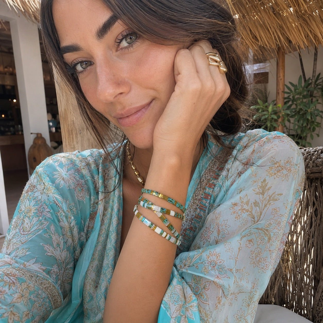Juego de 4 pulseras de cuentas japonesas Miyuki en turquesa jaspeado y blanco, conjunto para mujer, joyas elásticas para la muñeca, set de cuatro piezas, accesorios veraniegos luminosos, modelo Rinka