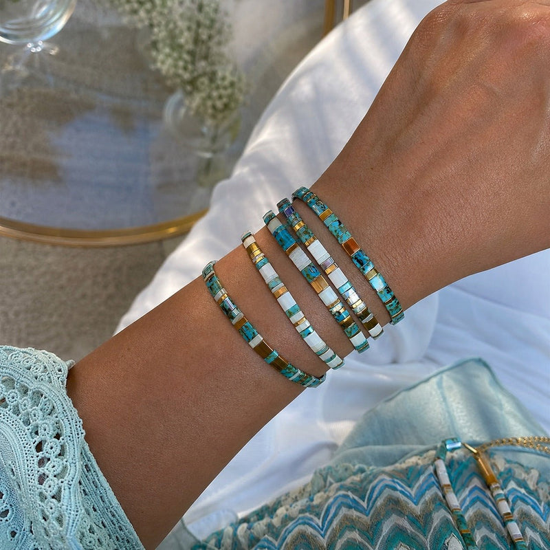 Juego de 4 pulseras de cuentas japonesas Miyuki en turquesa jaspeado y blanco, conjunto para mujer, joyas elásticas para la muñeca, set de cuatro piezas, accesorios veraniegos luminosos, modelo Rinka