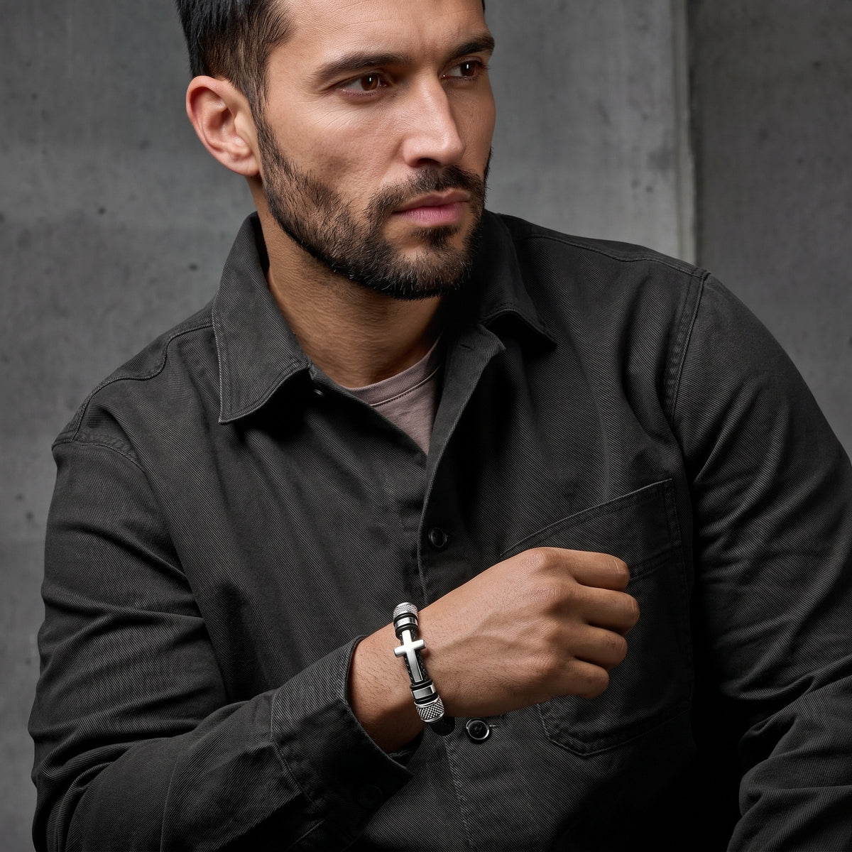 Mehrreihiges geflochtenes Armband mit Tigerauge-Perlen, Magnetverschluss, für Herren, Modell Cébreu