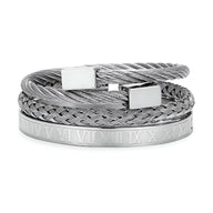 Trio de bracelets homme en acier inoxydable argenté avec motif tressé et chiffres romains gravés.