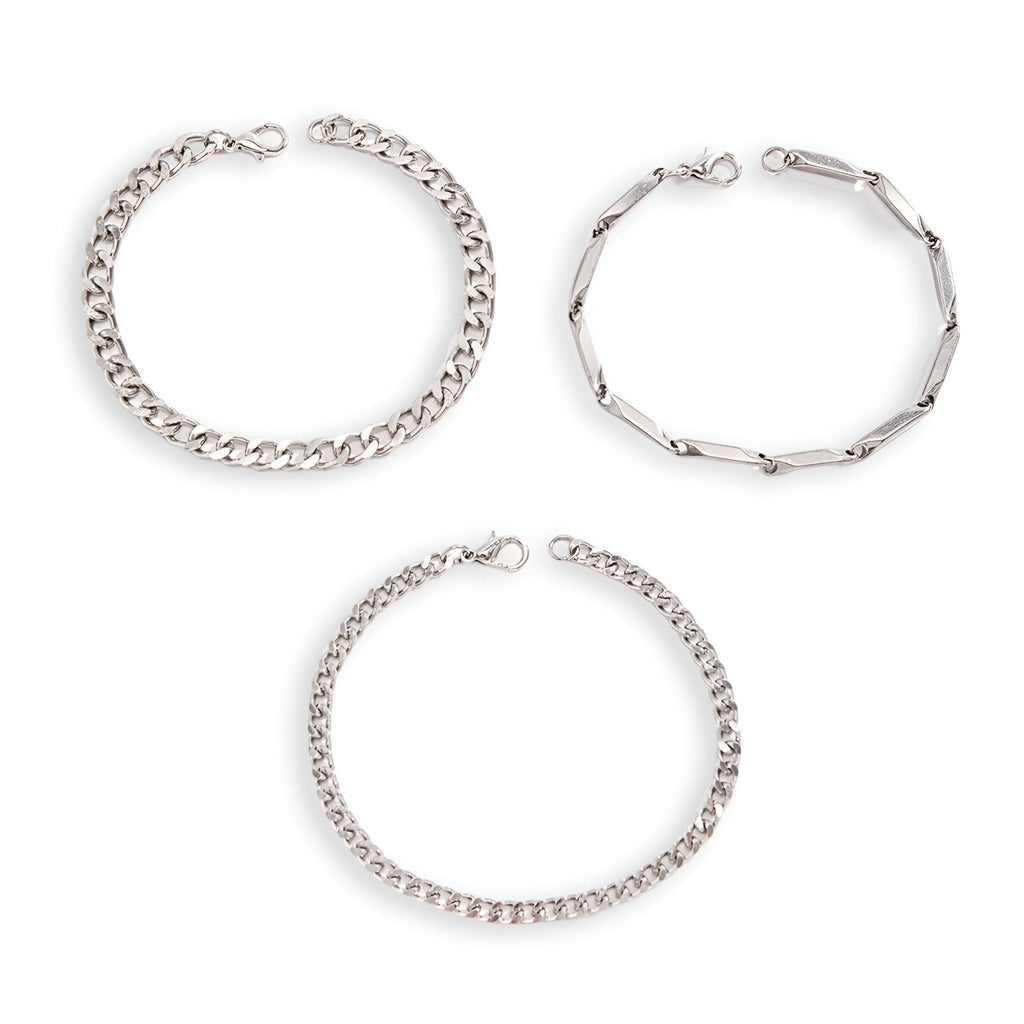 Trio de bracelets pour homme en maille titane argenté, styles chaînette variés et fermoirs mousqueton.