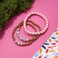 Trio de bracelets, résine et perles, "LOVE", coloré, pour femme, modèle Atsana - La Boutique du Bracelet
