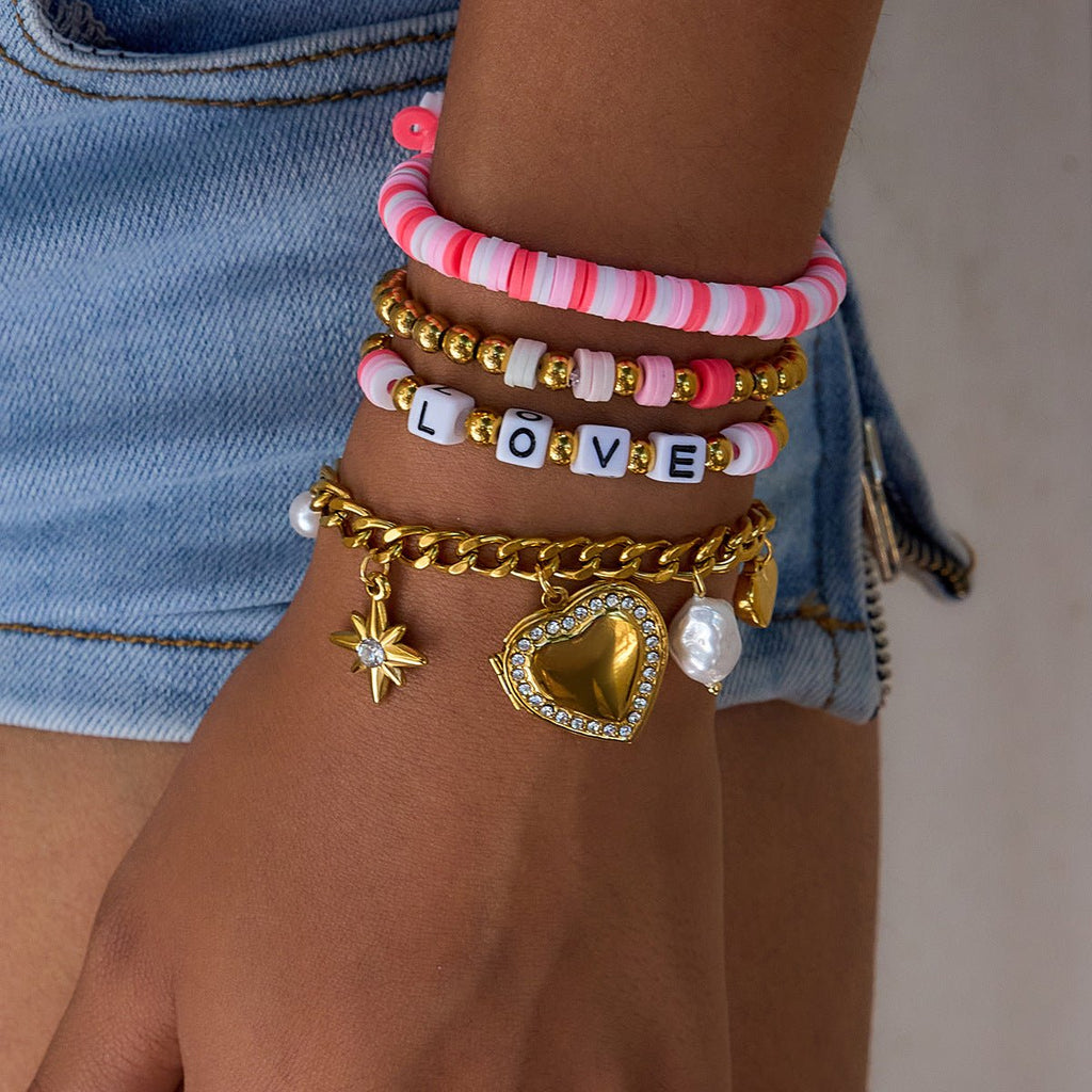 Trio de bracelets, résine et perles, "LOVE", coloré, pour femme, modèle Atsana - La Boutique du Bracelet