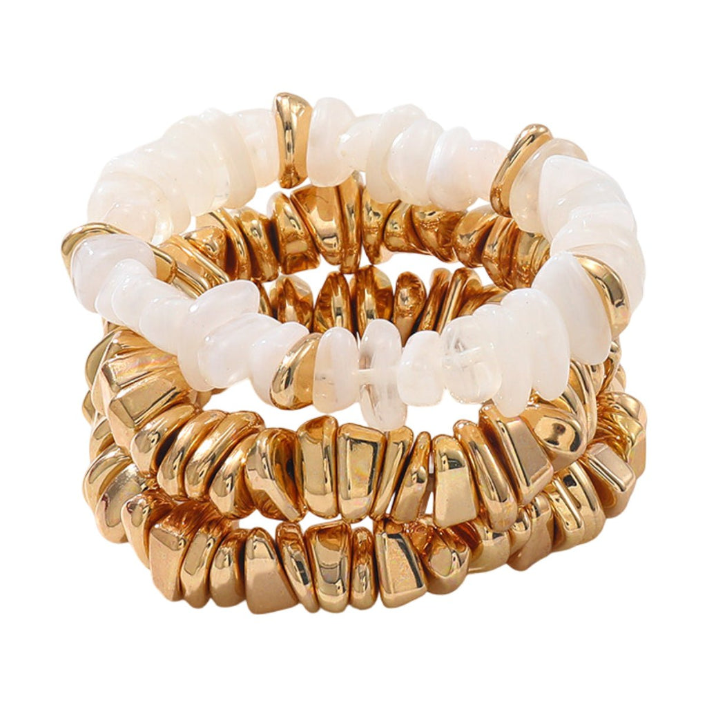 Trio de bracelets dorés et blancs, éclat brillant, design texturé et irrégulier, modèle Anaise.