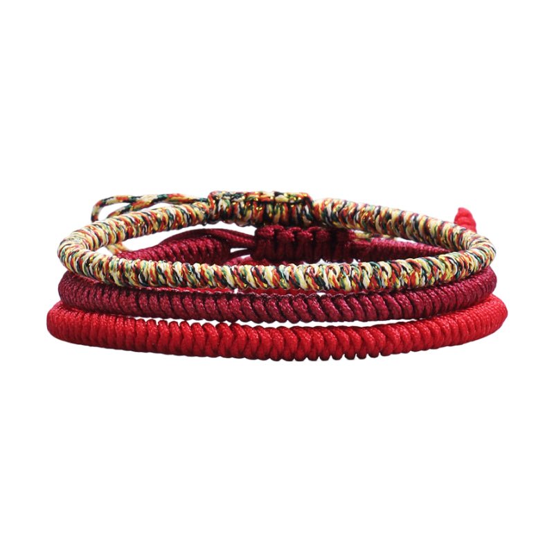 Trio de bracelets tibétains en fil rouge ciré, finitions tressées et multicolores, style Alkan.