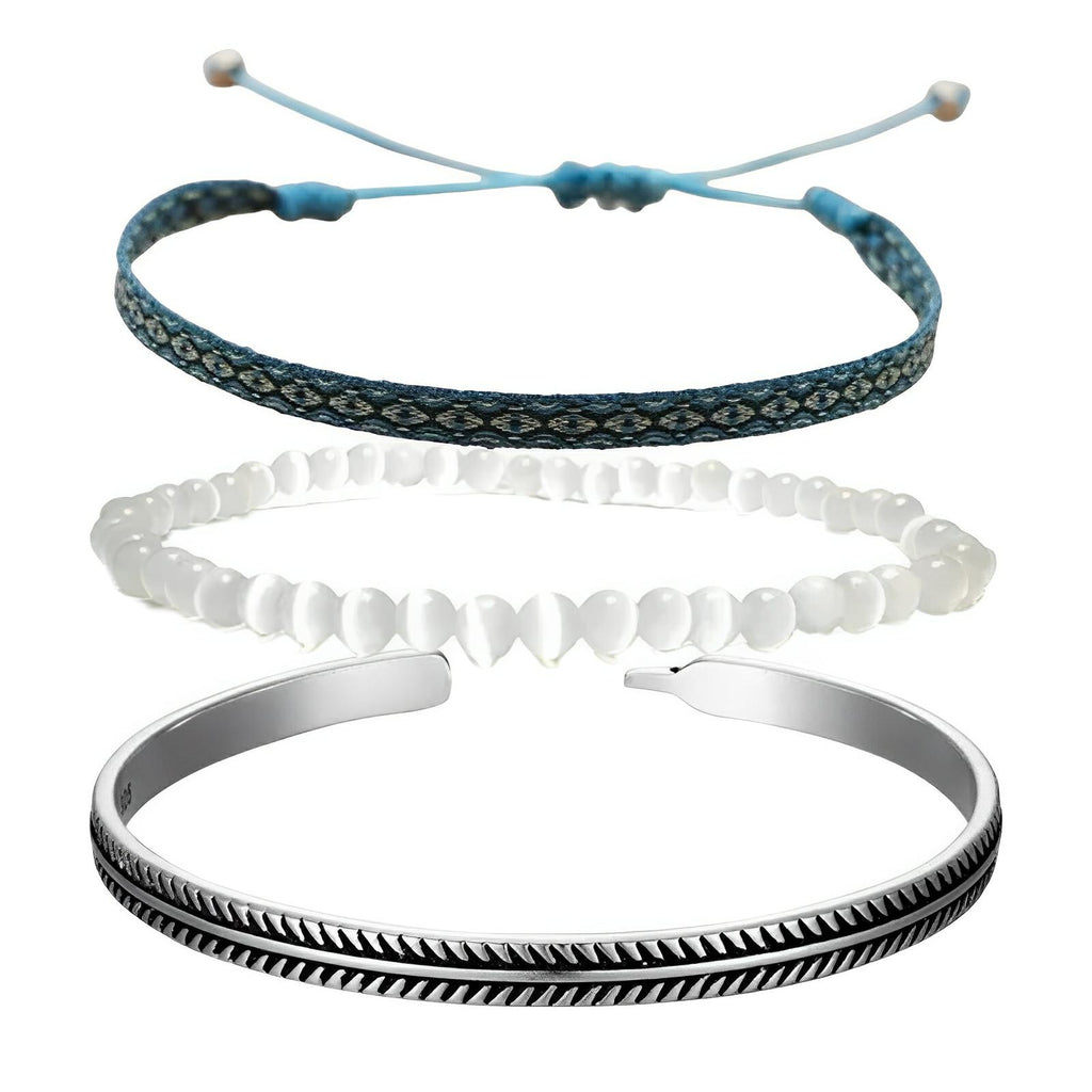 Trio de bracelets homme bleu et blanc en oeil de chat et argent avec motifs tressés et chaîne ajustable.