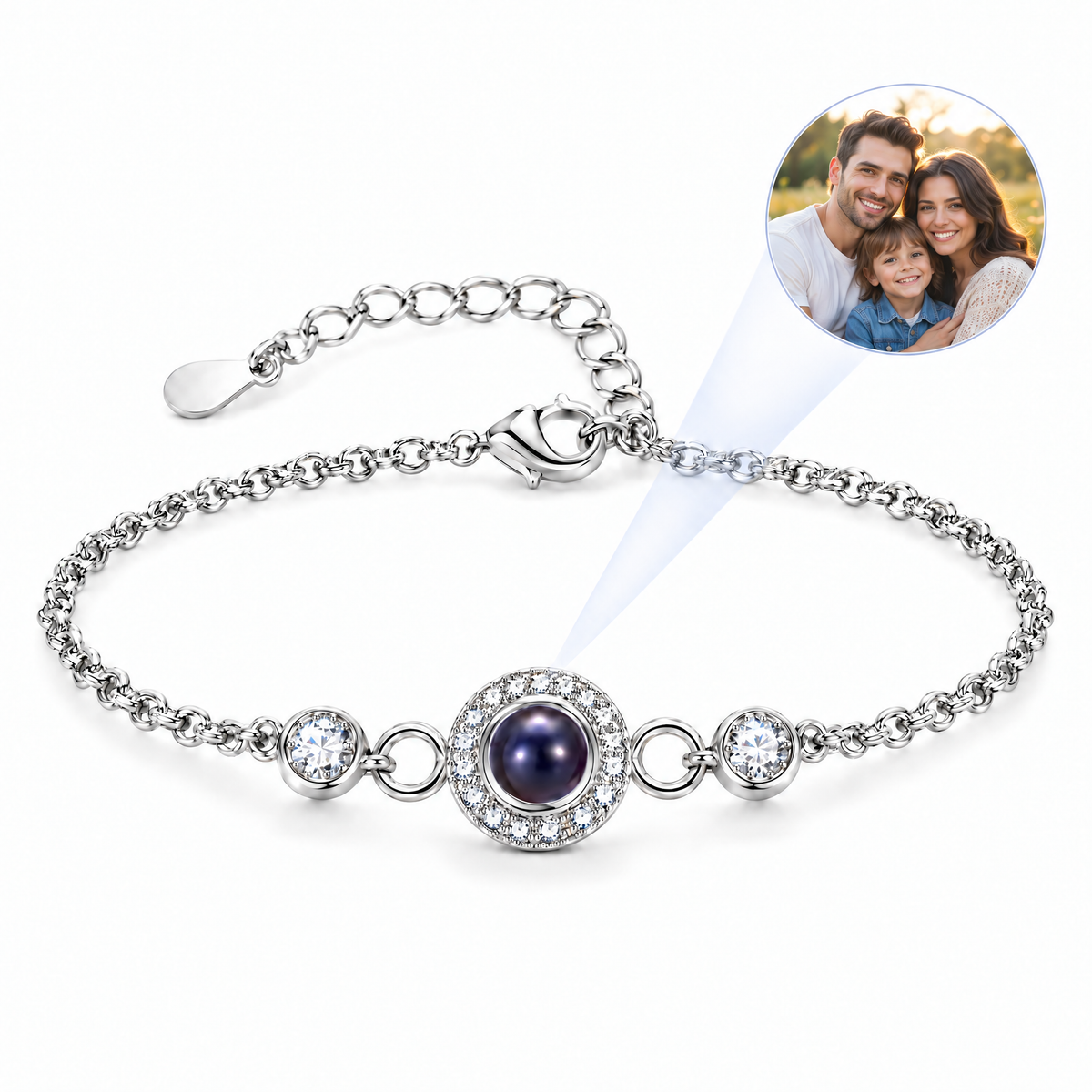 Bracelet photo personnalisé à projection, serti de zircons, chaîne fine, modèle Zania — Argent — packshot studio photo-projection nette