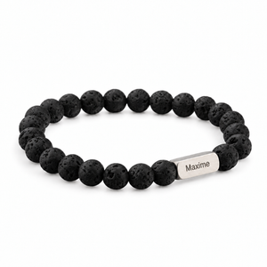 Packshot studio bracelet Zohar Pierre volcanique, vue de face sur fond blanc. — gravure source restaurée 8 octobre 2026