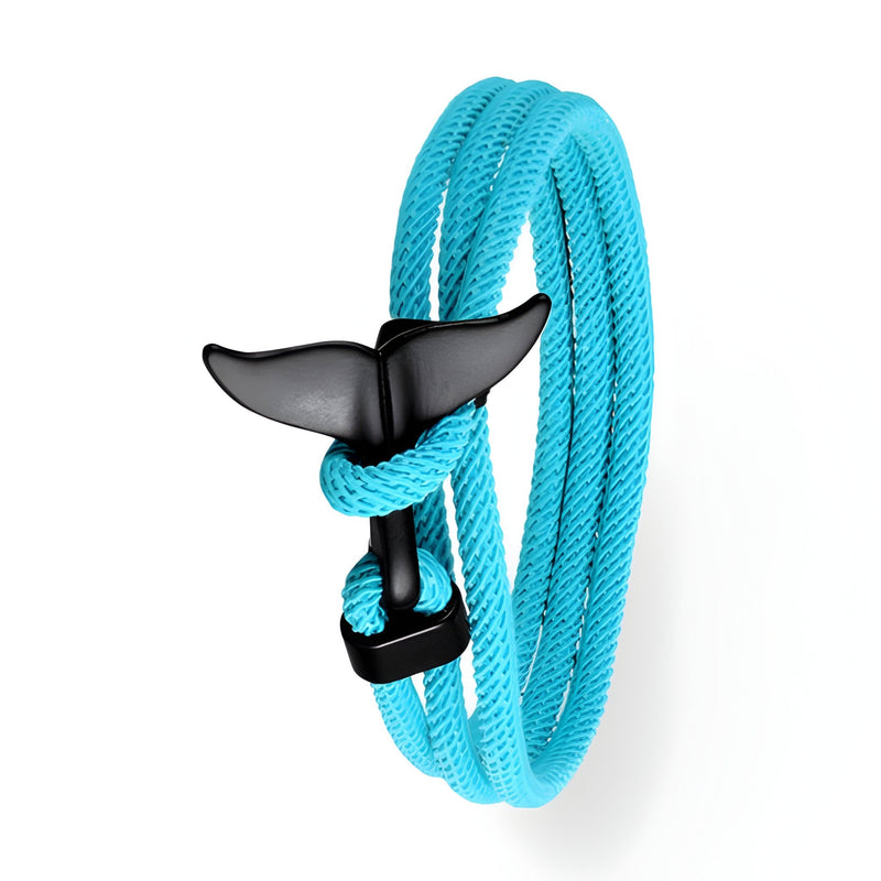 Bracelet cordon turquoise pour homme avec pendentif queue de baleine noire en métal mat.