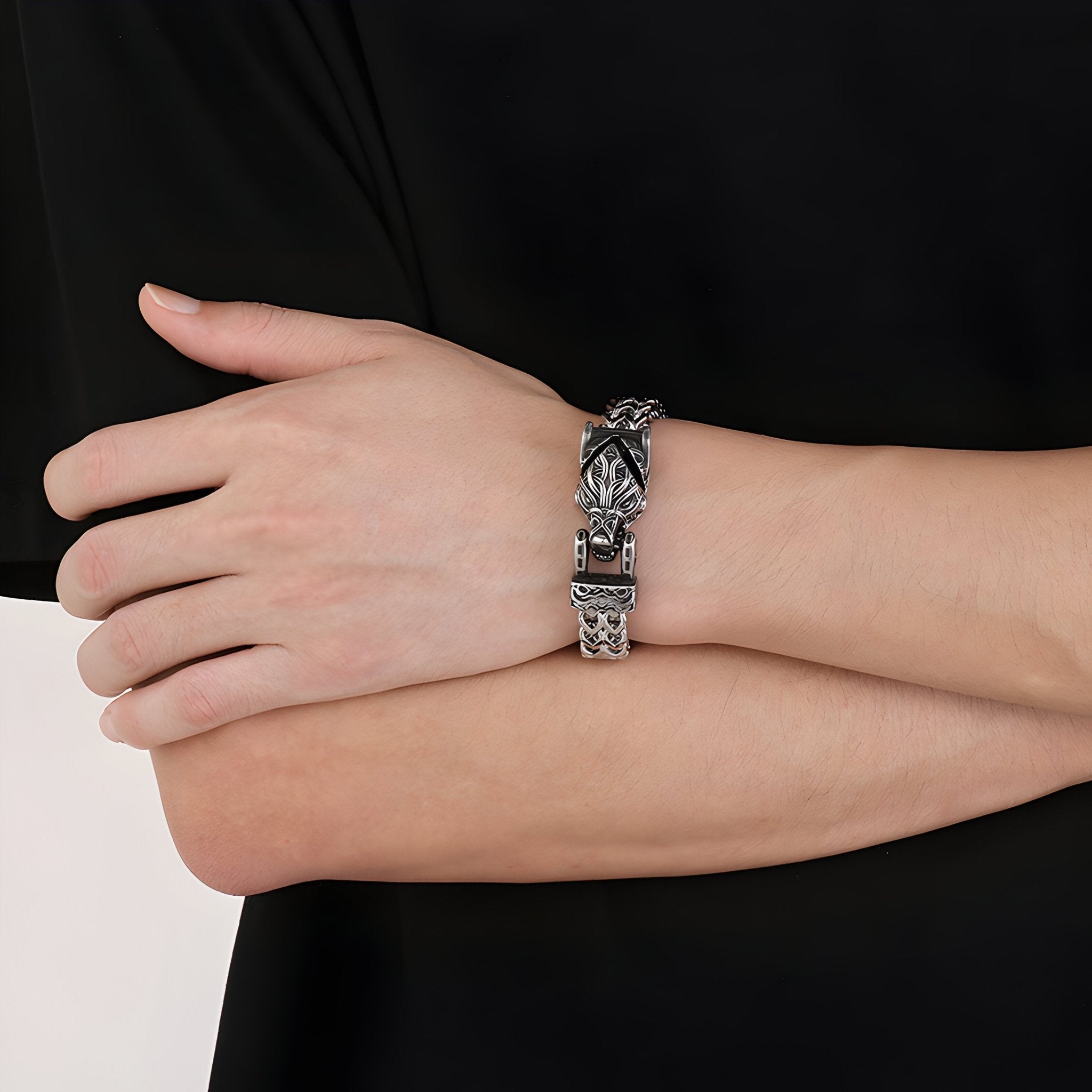 Bracelet en acier inoxydable, fermoir tête de loup, modèle Marc - La Boutique du Bracelet