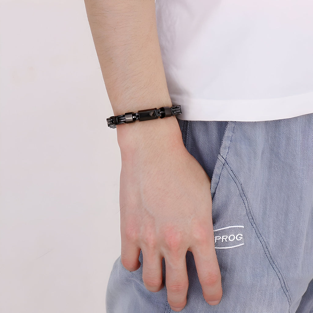 Bracelet pour homme en acier inoxydable noir à maille compacte, modèle Eric.