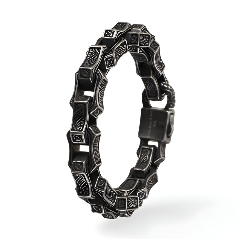 Bracelet homme en acier inoxydable noir à motifs celtiques carrés gravés, fermoir sécurisé.