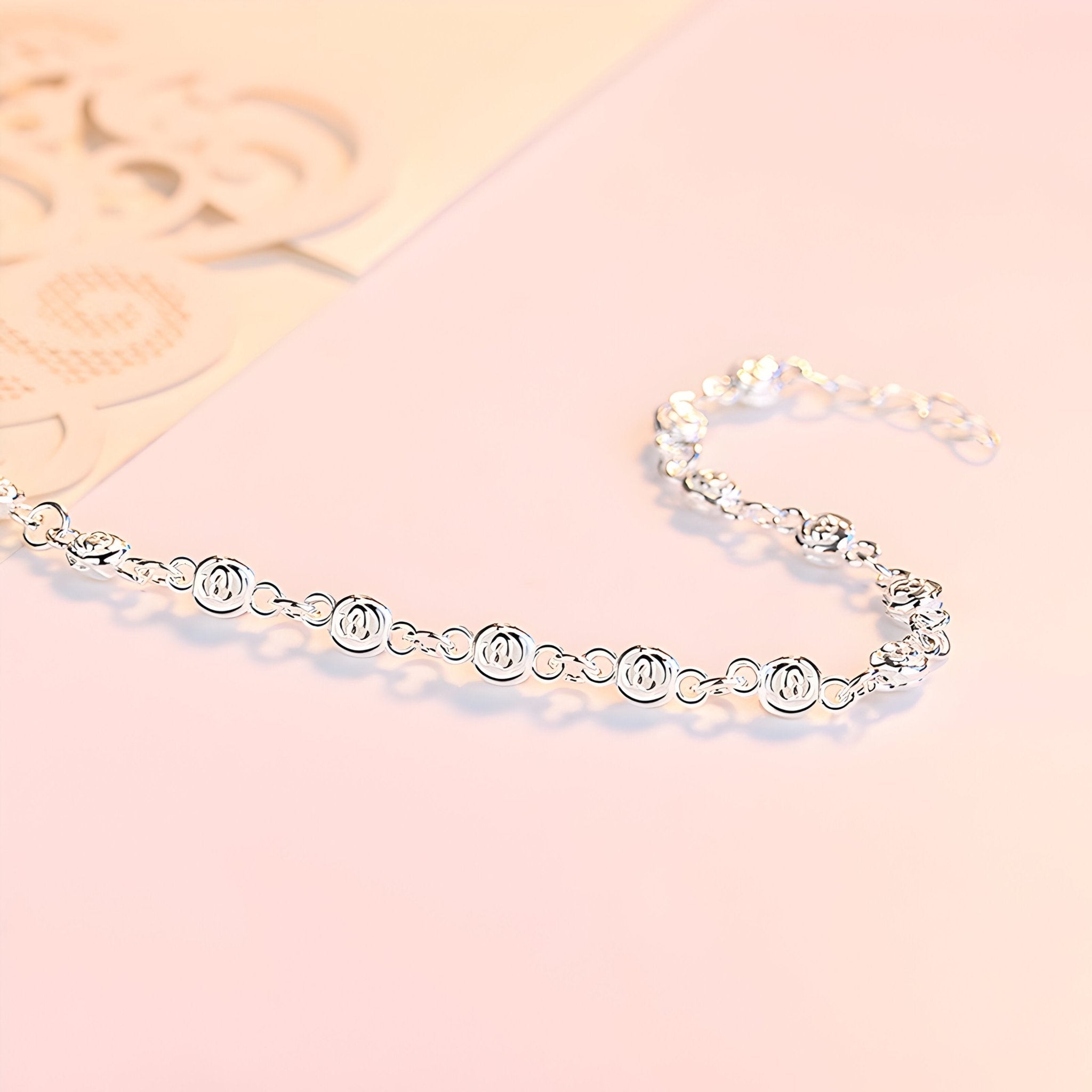 Bracelet en argent massif pour femme, charm rose, modèle Amy - La Boutique du Bracelet