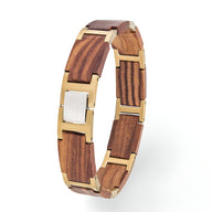 Bracelet homme en bois d'acajou et acier doré avec maillons rectangulaires modernes.
