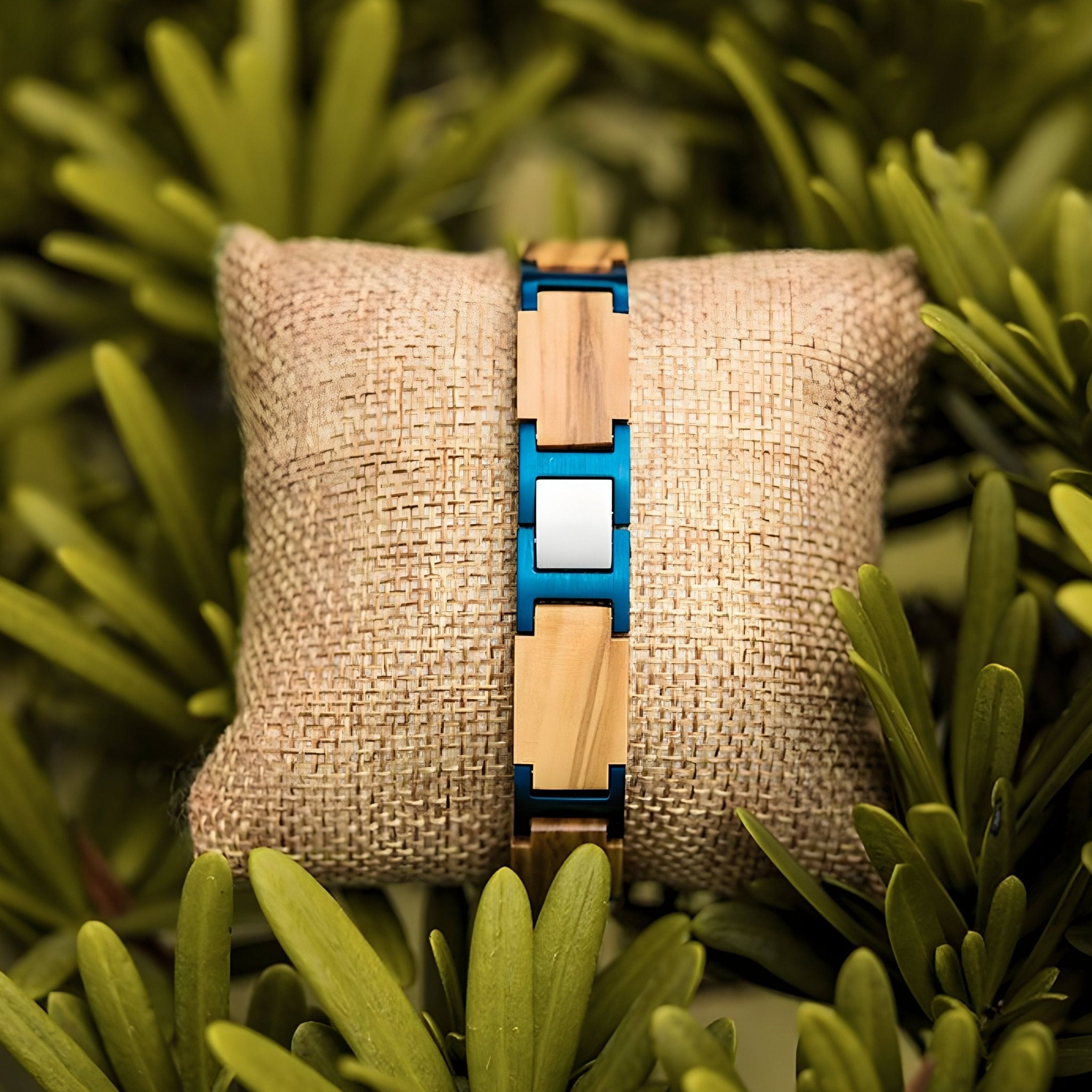 Bracelet en bois d'olivier pour homme, aux couleurs vives, modèle Jérémy - La Boutique du Bracelet