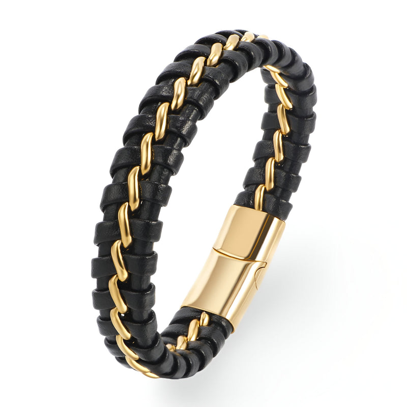 Bracelet homme en cuir noir tressé avec détails ondulés dorés et fermoir magnétique doré.