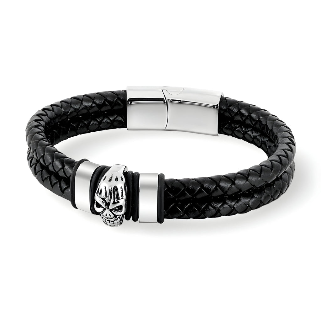 Bracelet double en cuir noir tressé avec tête de mort argentée et fermoir magnétique acier.