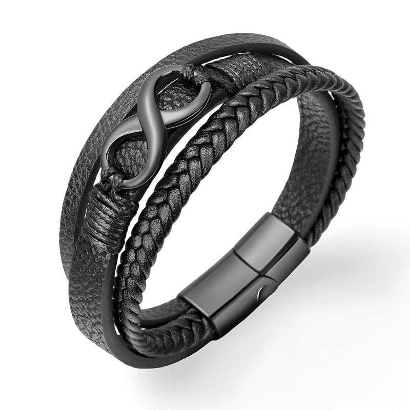 Bracelet multi-rangs en cuir noir avec motif infini en métal noir et fermoir magnétique en acier noir mat.