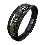 Bracelet multi-rangs homme en cuir noir tressé avec pierres œil de tigre et fermoir magnétique noir mat.